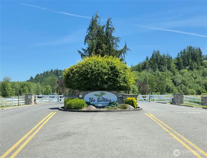 The gated Buttes community.