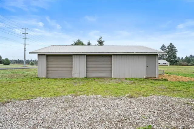 Barn/Garage/Shop