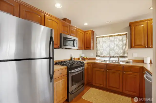 Stainless steel appliance package and gas range!