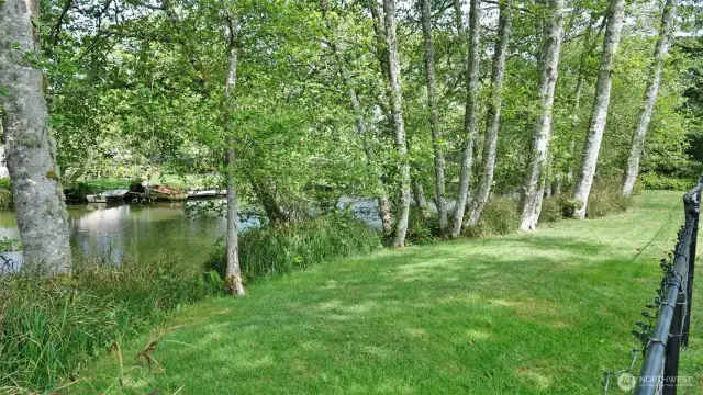 122ft of waterfrontage.