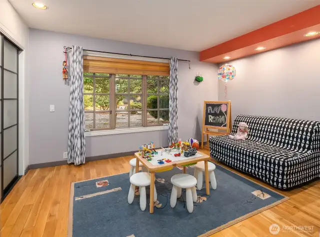 3rd bedroom, or office