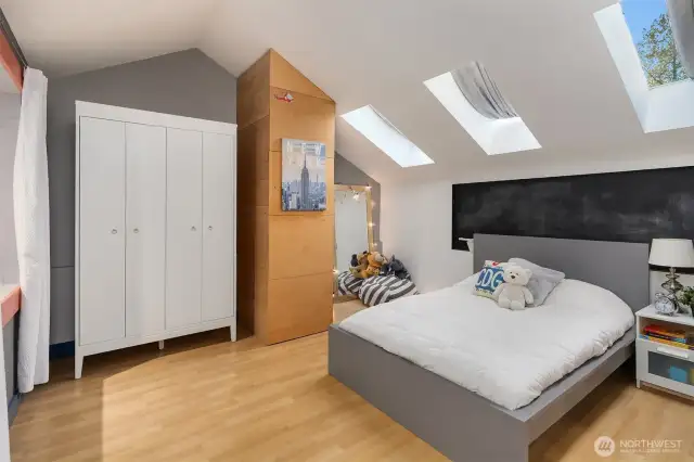 Upper 4th Bedroom