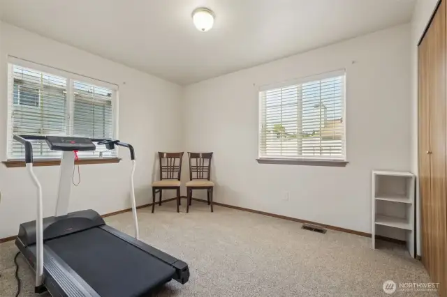 Secondary bedroom
