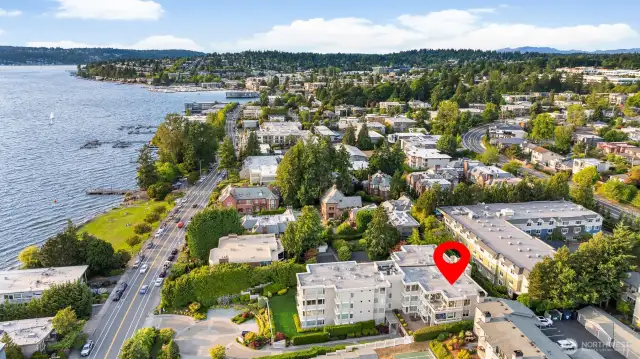 Easy access to vibrant downtown Kirkland and just a short drive to tech campuses