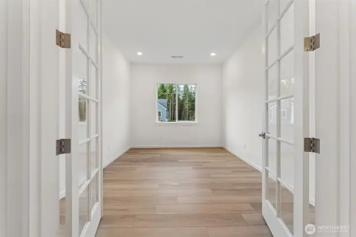 ***Actual Home*** Study with lots of light