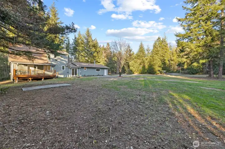 2.5 Acre of level, treed usable land.