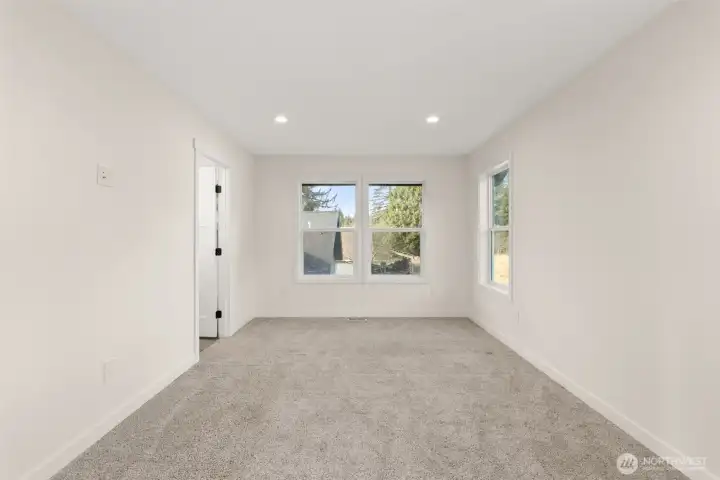 Primary Bedroom - Upper Level