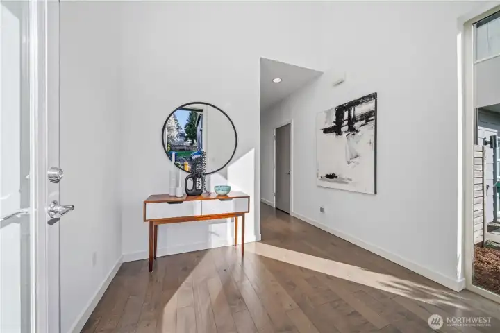 Entry with 20Ft Ceiling