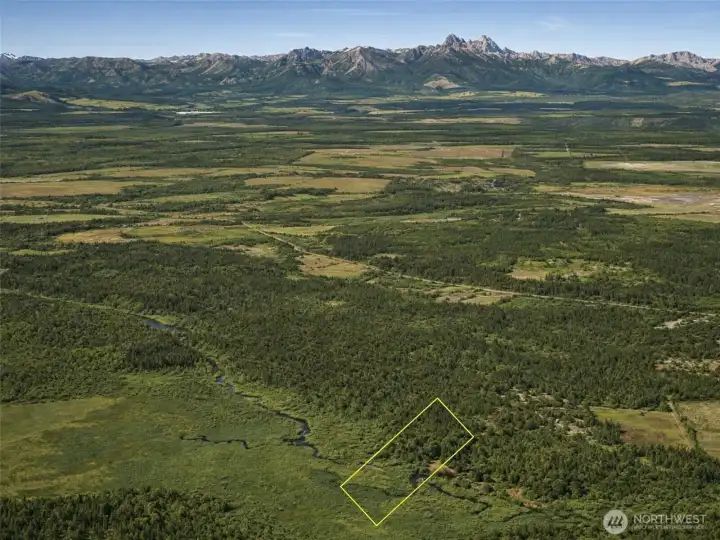 Overhead view with approximate boundaries in yellow.