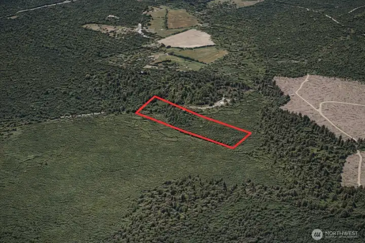 Overhead view with approximate boundaries in red.