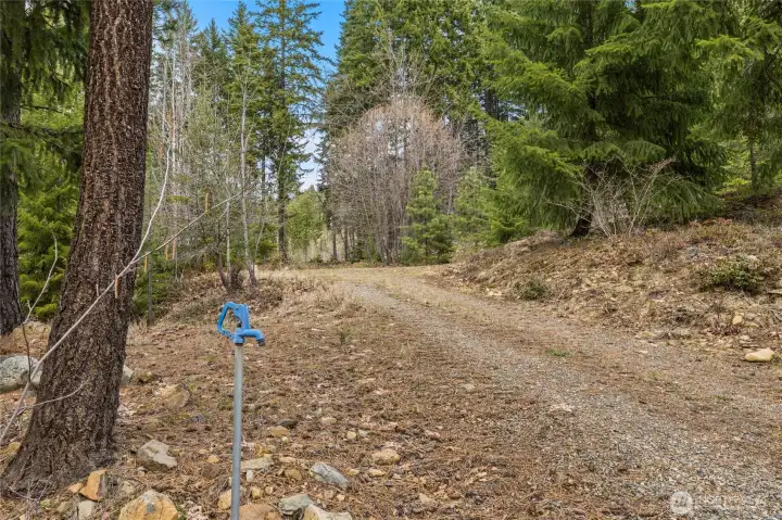Driveway to building site