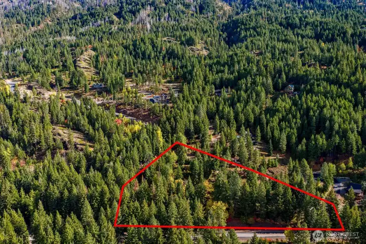 Outline is approximate and for reference only.