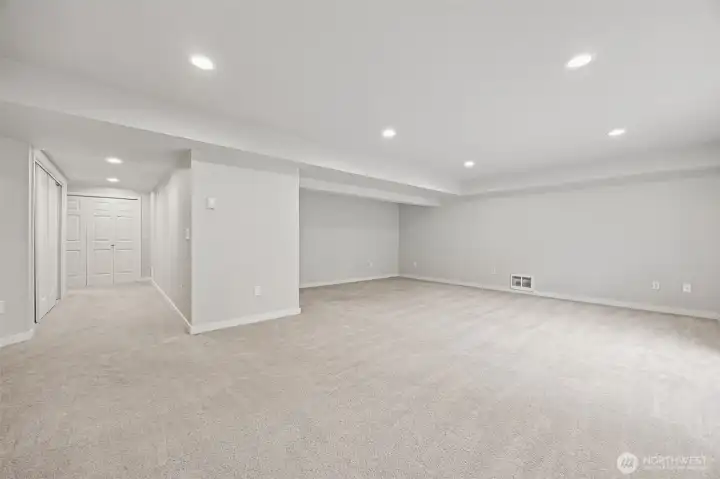 Lower level bonus room