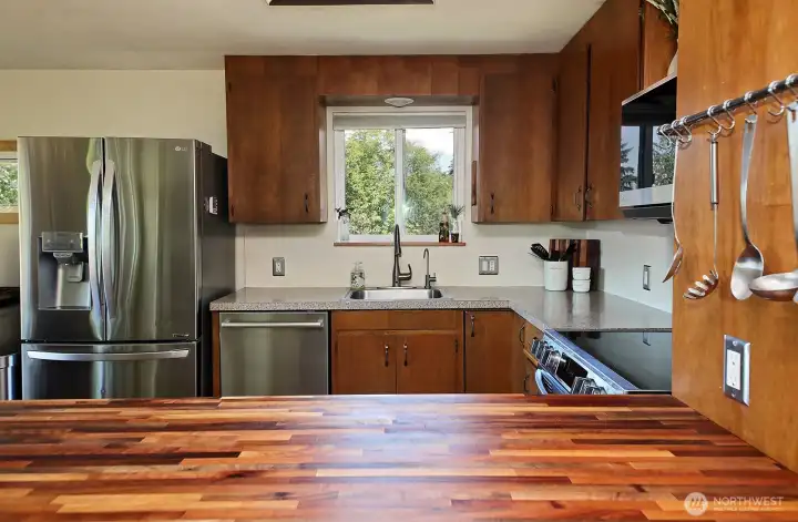 spacious kitchen