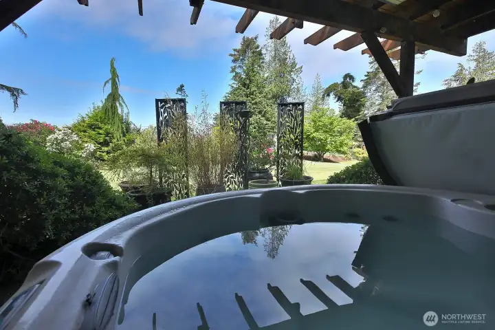 hot tub off lower level