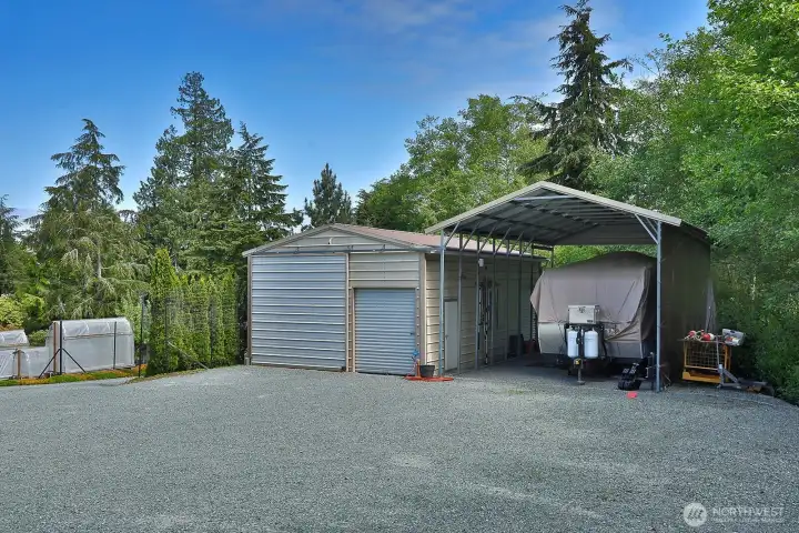 16 x 30 shop and covered RV parking