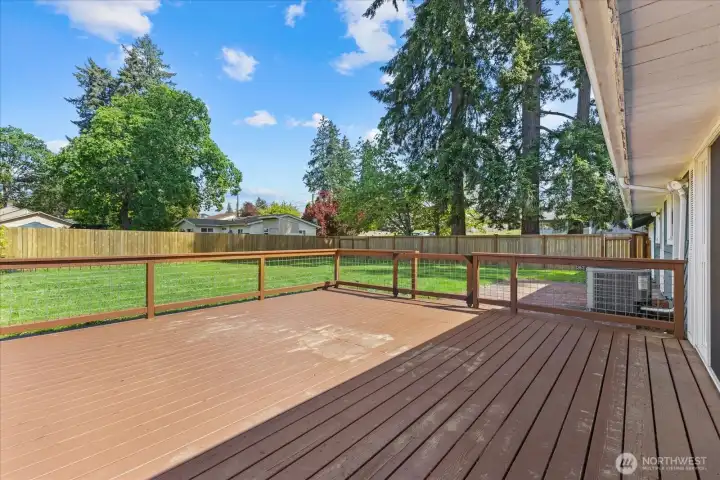 Another view of the deck