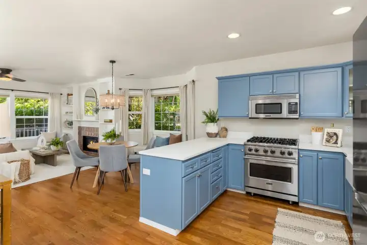 The kitchen includes newer appliances including a Viking dual fuel range and microwave and S/S fridge and dishwasher. The kitchen includes newer appliances including a Viking dual fuel range and microwave and S/S fridge and dishwasher.