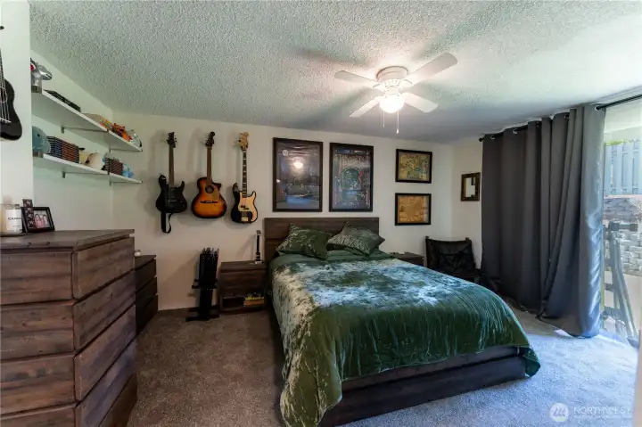 Large primary bedroom