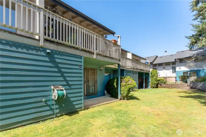 Back of unit