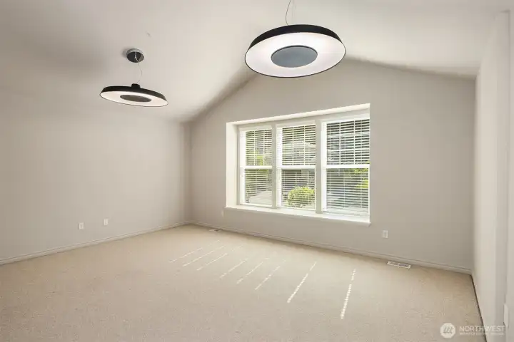Expansive Bonus Room, Game, Play, Work