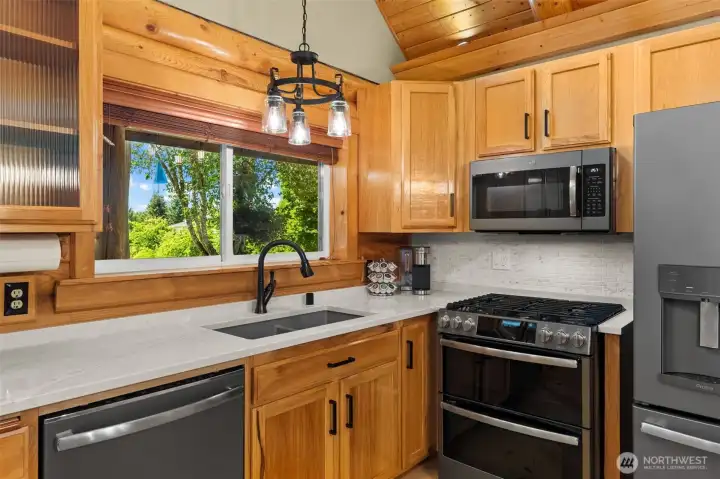 Beautiful view of the mountains while you are in the kitchen