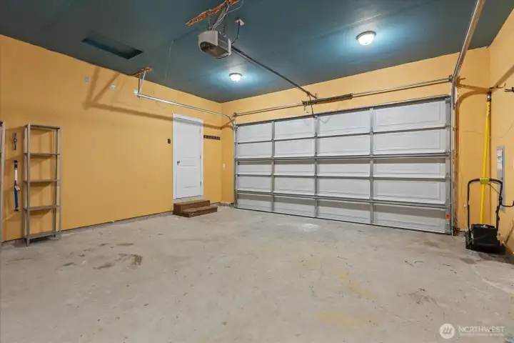 Whether you're a hobbyist, cyclist, gardener, or simply appreciate extra storage, this expansive garage delivers the space you've been looking for. Whether you're a hobbyist, cyclist, gardener, or simply appreciate extra storage, this expansive garage delivers the space you've been looking for.