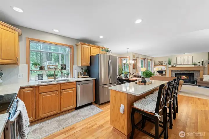 Open-concept kitchen-- with easy access to the back patio= perfect for entertaining!