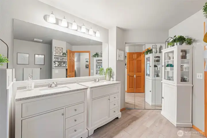 Abundant storage including oversized walk-in closet in upstairs primary suite!
