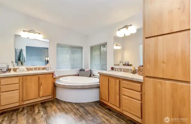 Five Piece Primary Bath~Soaking Tub~Double Shower~Private Water Closet~Dual Elevated Vanities AND a HUGE Towel~Linen Closet