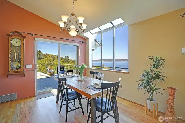 Dining area...