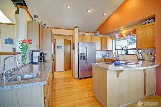 Great working kitchen...