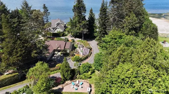 Aerial photo from the yard shows the proximity to Hood Canal recreation.