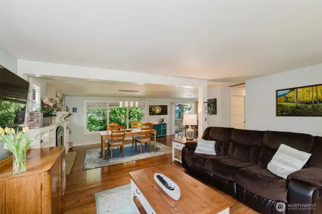Looking towards the dining area from the living room.