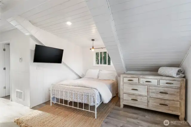 Upland unit studio style open and airy