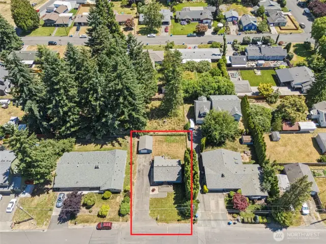 Whether you're hosting a gathering or need room for your recreational toys, the oversized driveway and lot provide the flexibility and convenience rarely found in this location.