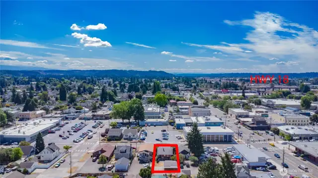 Unbeatable location!!! Seconds from Hwy 18, halfway between Tacoma and Seattle!