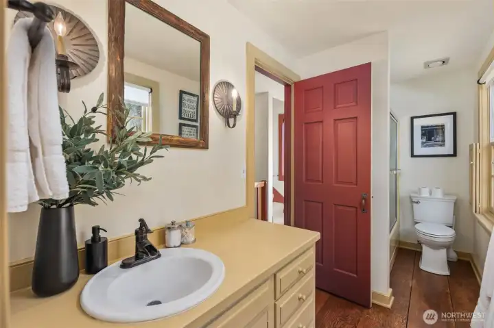 Attached bath to 2nd Floor Bedroom #1