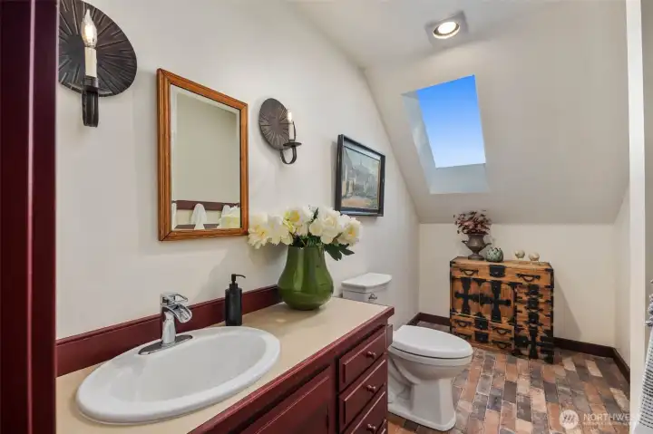 3rd Floor 3/4 Bath