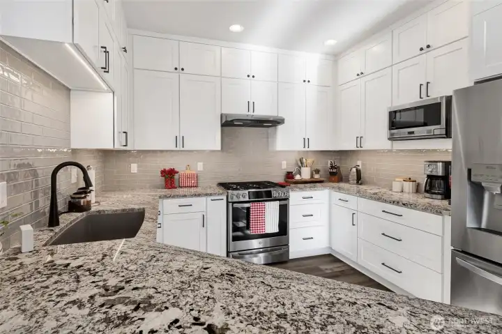 A look at the Nevaska slab granite--highly rated with all the colors of the seaside!