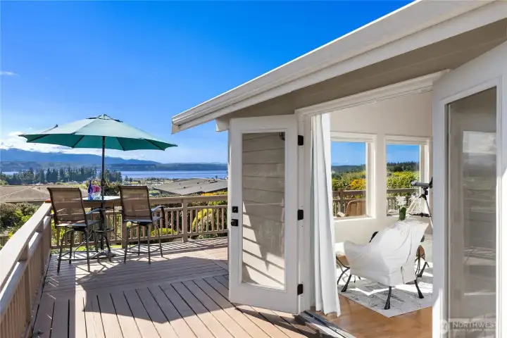 Step out onto the deck and spend your evenings watching eagles and osprey soar above the Hood Canal while the sun sets behind the Olympic Mountains. Step out onto the deck and spend your evenings watching eagles and osprey soar above the Hood Canal while the sun sets behind the Olympic Mountains.