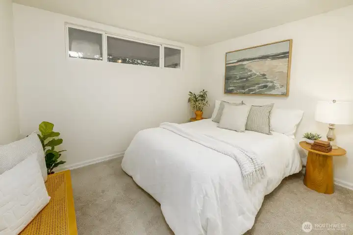 Second bedroom with large closet.