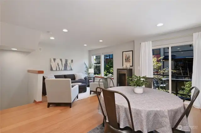 Dining area with nice sized refinished deck.