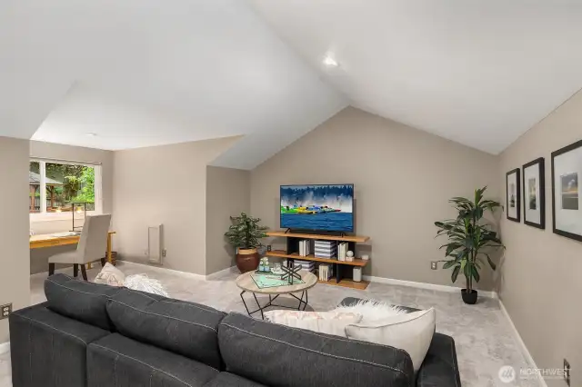 Top floor bonus room with home office work space