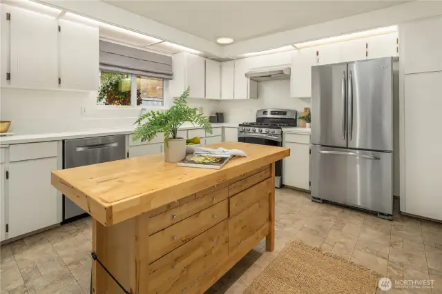 Ample counter space and storage