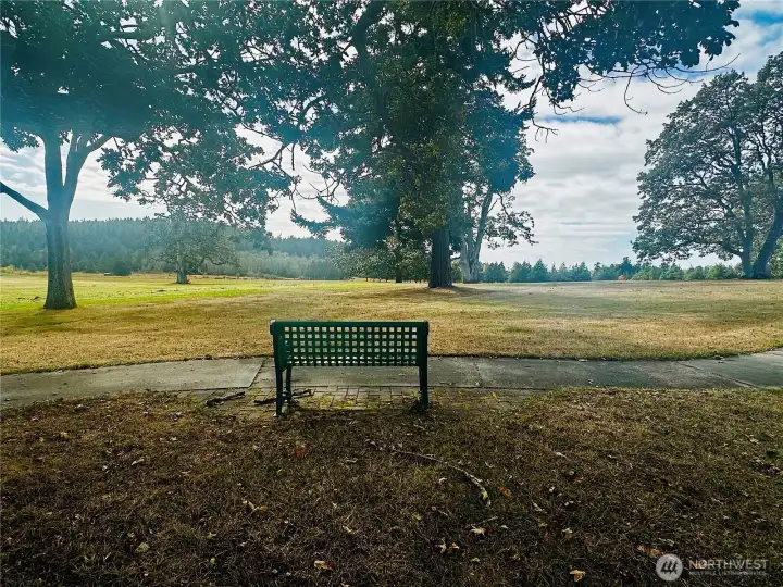 One of the many sitting areas in the common area.