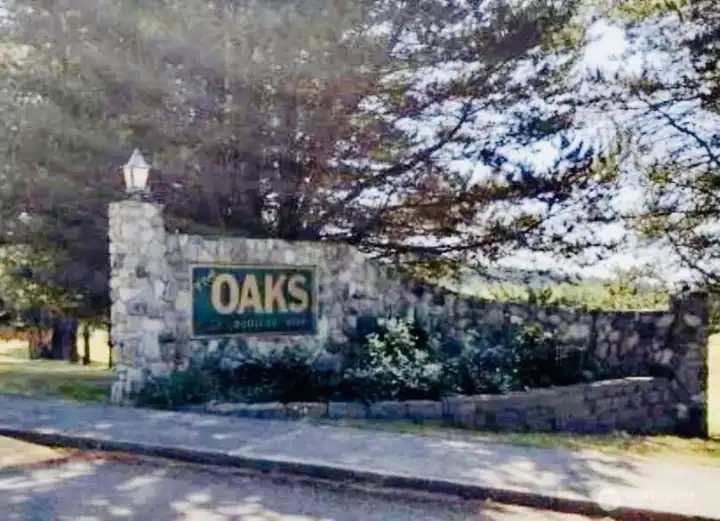 Entry to The Oaks community
