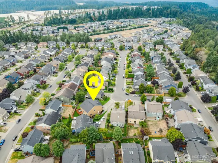 Nicely nestled in the neighborhood on a cul-de-sac