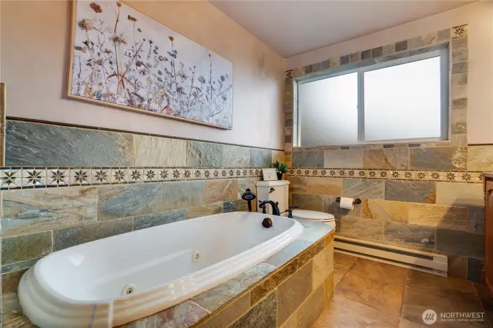 Main Floor full bath