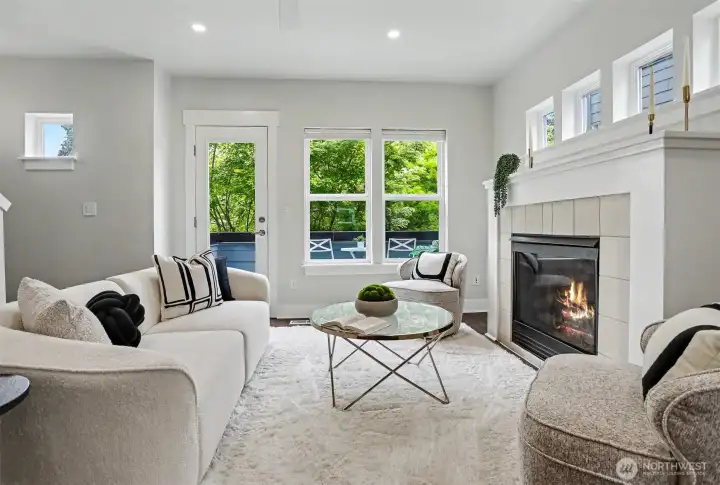Good sized living room.